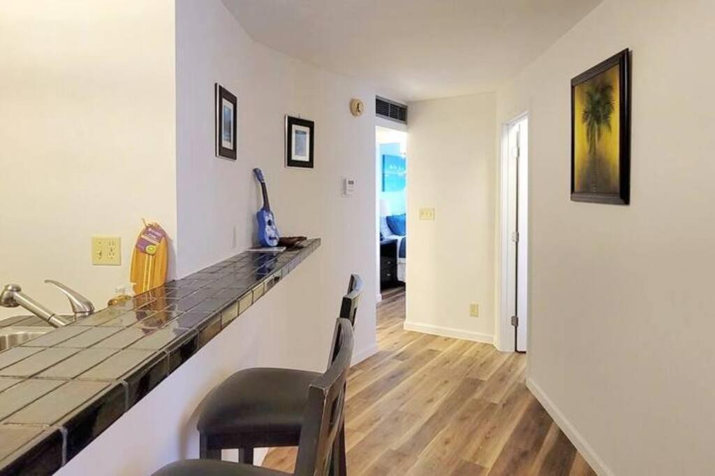 Condotel With Free Parking Wifi Ac By Stayhawaii Apartment