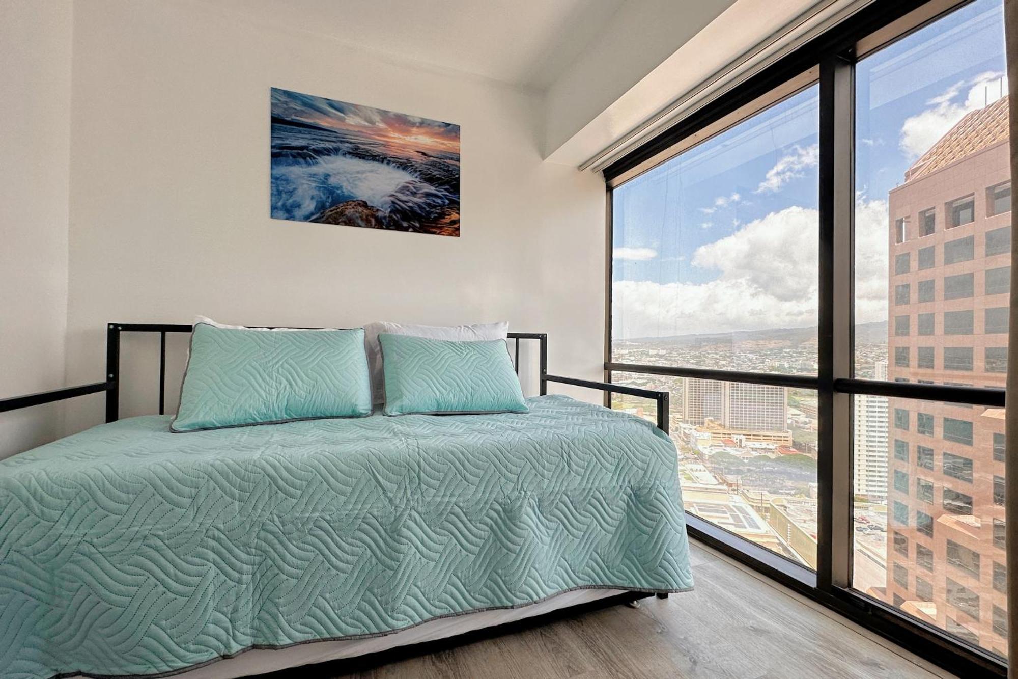 Condotel With Free Parking Wifi Ac By Stayhawaii * Honolulu